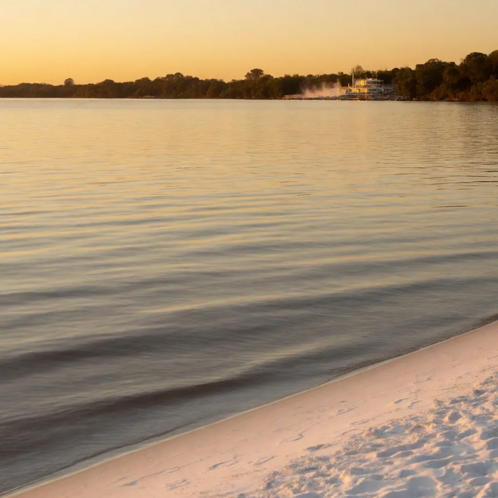 Playas de arena blanca sobre el río Uruguay en Colón, Entre Ríos